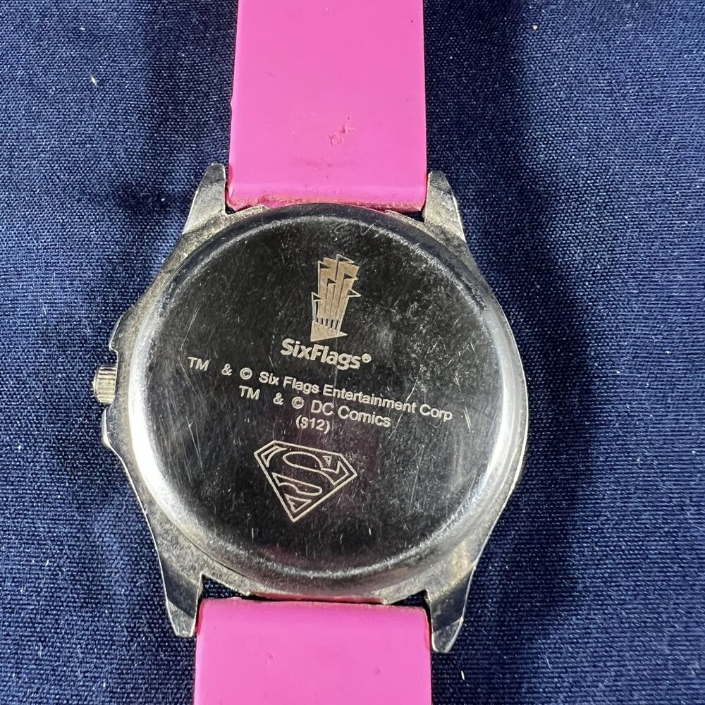 Superman Pink Silicone Strap Watch With Rhinestone Bezel Six Flags Logo DC Comic - Picture 3 of 3